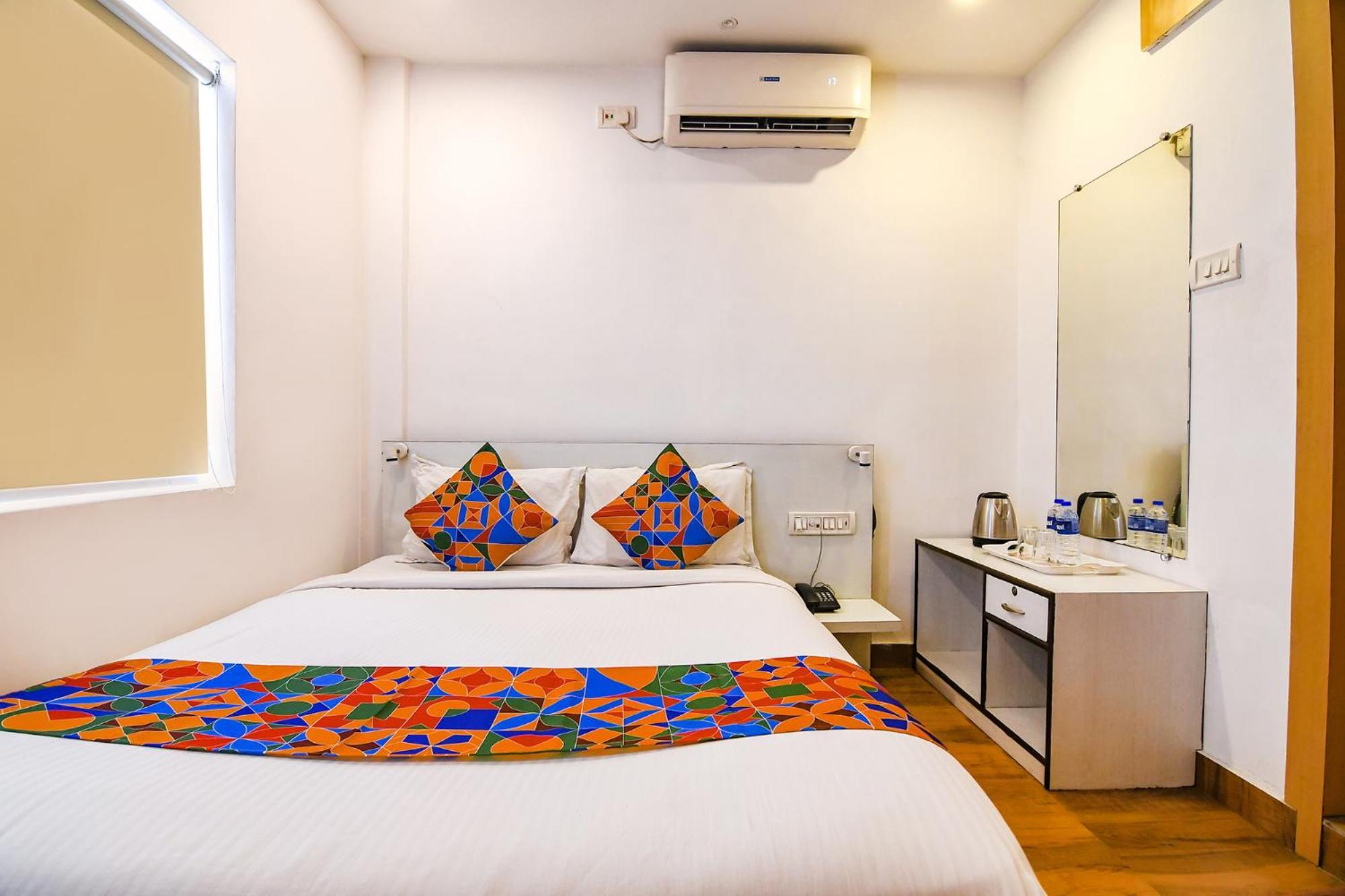 Fabhotel Globe Express - Nr Ruby Hospital Колката Екстер'єр фото